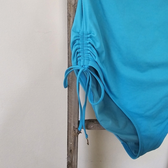 ⭐️40% Off⭐️ Y2K Juicy Couture One Piece Bathing Suit - Picture 8 of 9